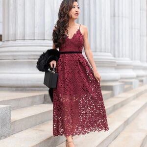 Astr Burgundy Lace Midi Dress S